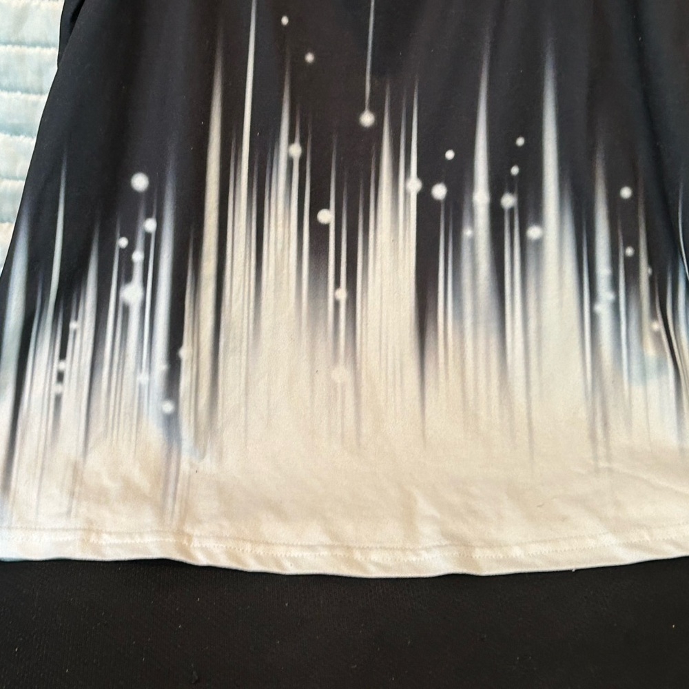 This Is The Cutest Color Block Cold Shoulder Tshi… - image 5